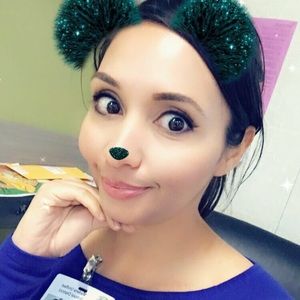 Meet your Posher, Monica